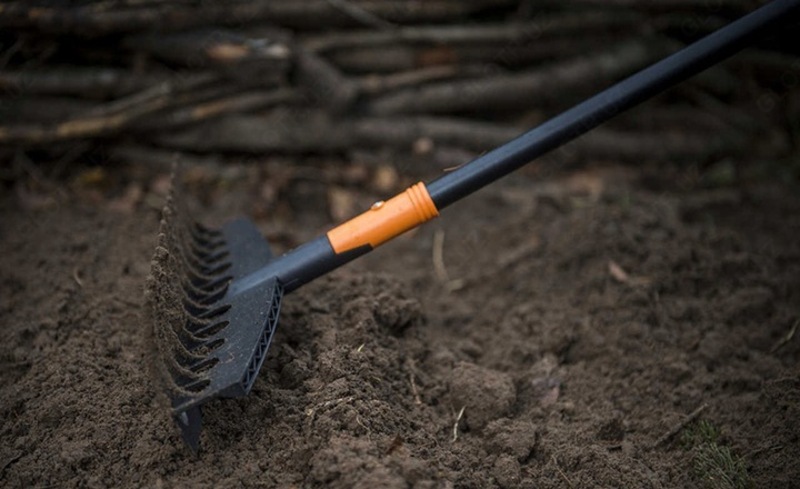 194 372 so'm Universal tormoz Fiskars Solid