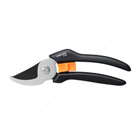 Плоскостной секатор Fiskars Solid™ P121