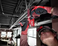  Milwaukee M12 BID-202C – 12В Аккумуляторный Ударный Шуруповерт для Тяжёлых Работ OOO BEST-TOOLS