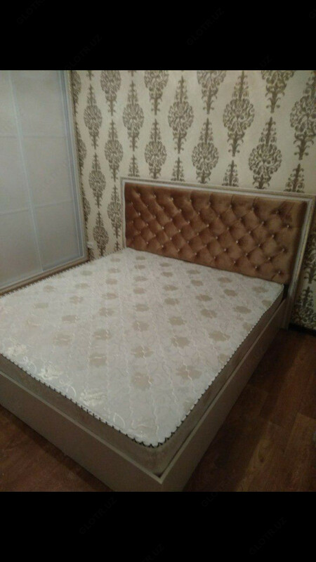 Двуспальная кровать (светло-коричневая с тёмно-бежевым)