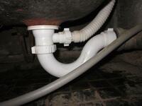 Демонтаж и монтаж чугунной сливной системы - 150 000 сум