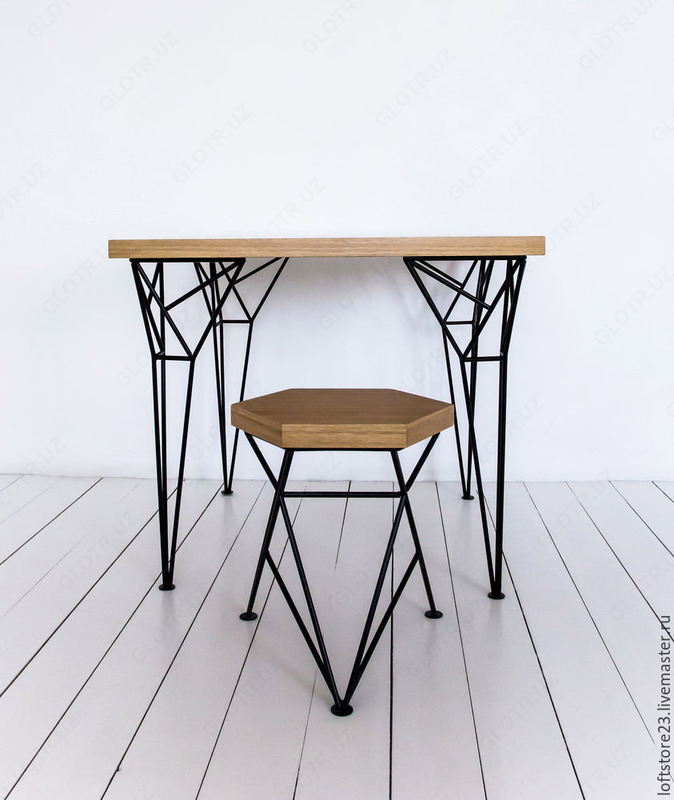 Стол для кухни с арт элементами