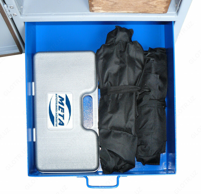 Комплект приборов контрольно технического пункта автопредприятия