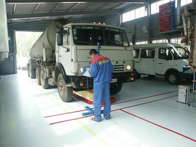 ЛТК-16000 автоматизированная универсальная линия технического контроля для легковых, грузовых большегрузных автомобилей, а также автобусов всех категорий с осевой нагрузкой до 16 тонн.