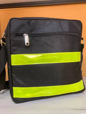 Yo'lni aks ettiruvchi passiv xavfsizlik bilan issiqlikka chidamli sumka