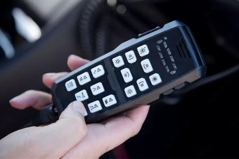  Светоакустическая панель Spark L для оперативных автомобилей Meta avtotransdiagnostic