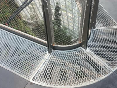 Пандусы из листа просечно-вытяжного