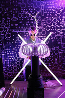 Услуги по проведению светового шоу