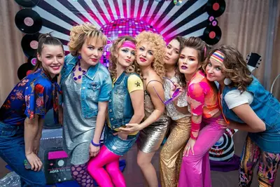 Вечеринка в стиле 90-х от LAST MEDIA