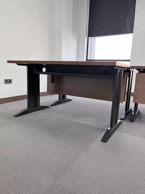 Евро ножки для офисных и школьных столов