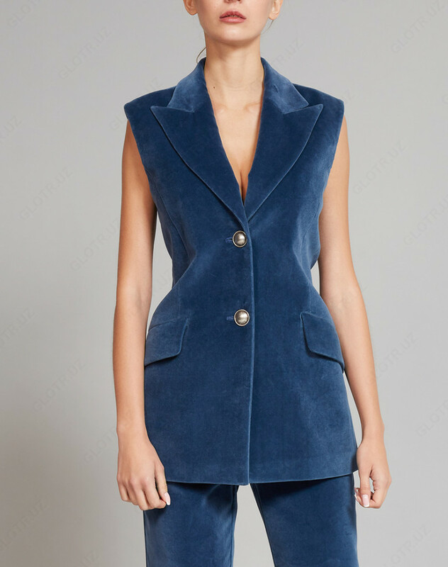 Химчистка удлиненного жилета без рукавов