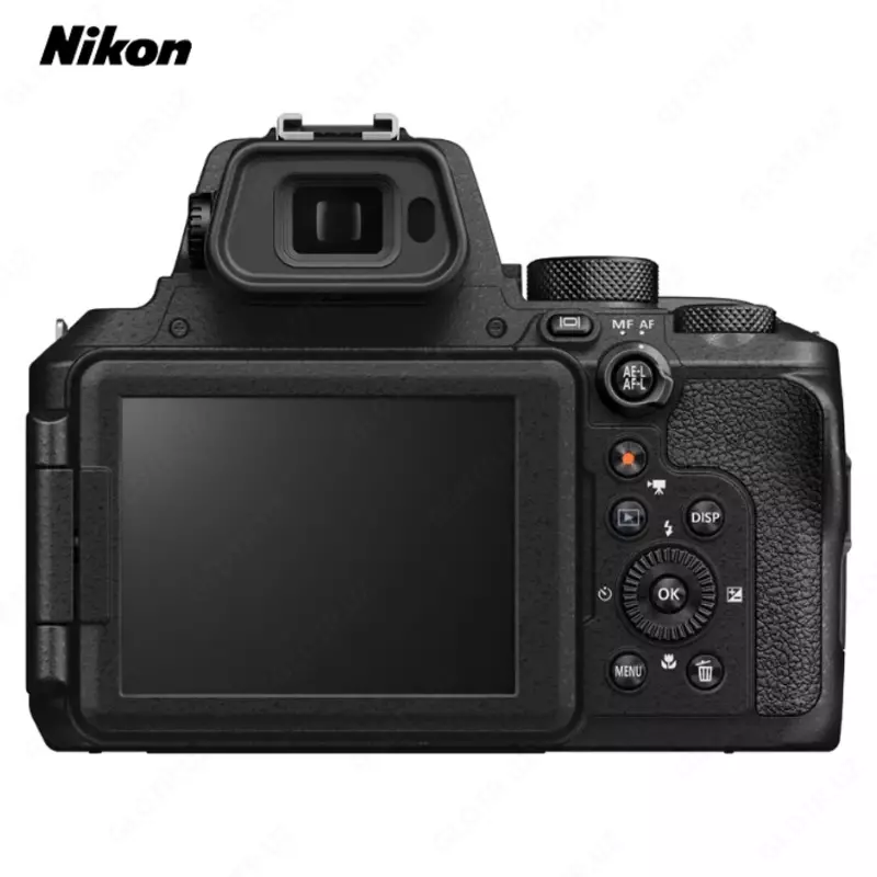 Фотоаппарат Nikon CoolPix P950 16mp 83x Zoom Full HD Wi-Fi