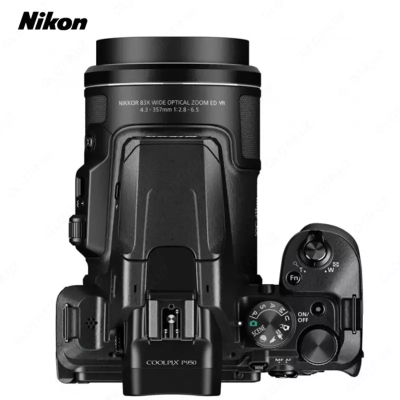 Фотоаппарат Nikon CoolPix P950 16mp 83x Zoom Full HD Wi-Fi