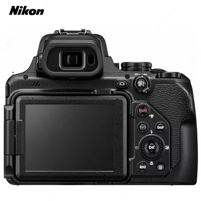 Фотоаппарат Nikon Coolpix P1000 16mp 125x Zoom 4K Wi-Fi