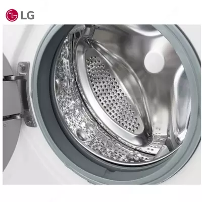 LG F2J3HS0W Steam 7кг Белый