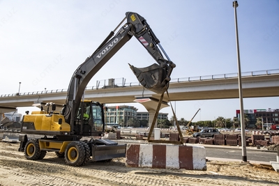 Колесный экскаватор VOLVO EW145B Prime