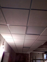 Подвесной потолок типа Армстронг толщина 15мм в комплекте с профилями