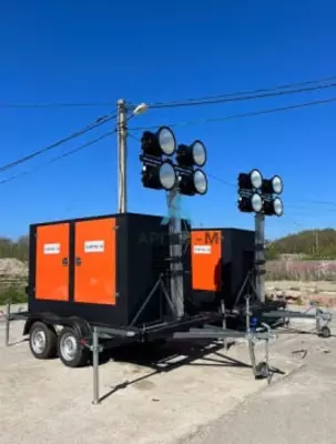 Tirkamadagi generatorli "Argus-Light" yoritish ustuni (APS-Light 9m (l) - 4 × 300 (s) - 6 kVt (gdv) - dona)