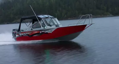 Алюминиевая лодка "Berkut" L-DC (Double Console), длина 5.65 м
