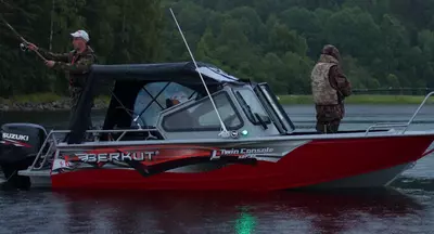 Алюминиевая лодка "Berkut" L-DC (Double Console), длина 5.65 м
