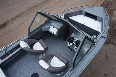 Алюминиевая лодка "Berkut" M-DC (Double Console), длина 5 м