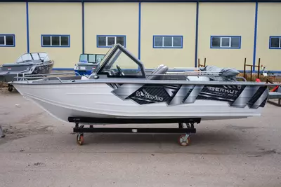 Алюминиевая лодка "Berkut" M-DC (Double Console), длина 5 м