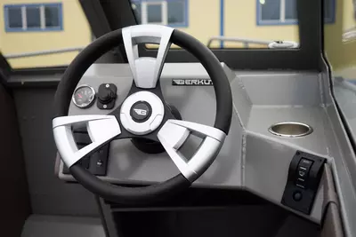 Алюминиевая лодка "Berkut" M-DC (Double Console), длина 5 м