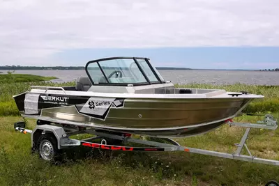Алюминиевая лодка "Berkut" S-Fisher, длина 4.7 м