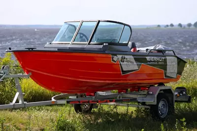 Алюминиевая лодка "Berkut" S-Fisher, длина 4.7 м