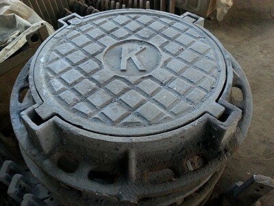 Люк канализационный чугунный тяжелый магистральный тип “ТМ” гр.под 40-50 тн