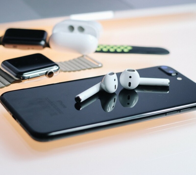 Apple AirPods — что вы должны знать об инновационных наушниках