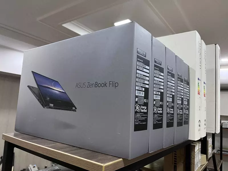 Ноутбук-трансформер ASUS Zenbook Flip UX363EA 13.3"