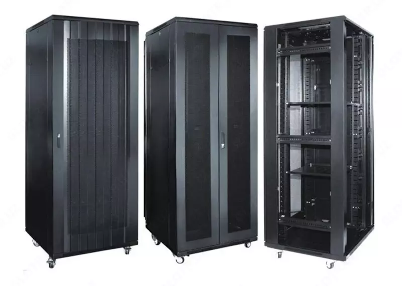 Серверный шкаф