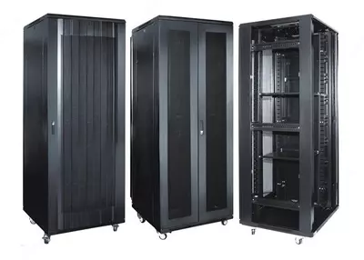 Серверный шкаф