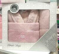  Полотенце и халаты комплект - 