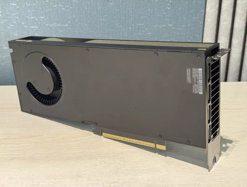   Видеокарта NVIDIA RTX Pro 5000 Blackwell 48GB