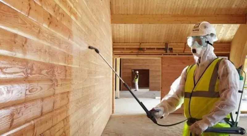 Обработка огнезащитным составом деревянных конструкций