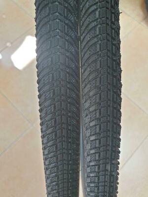 Покрышки велосипедные KENDA KWICK-TRAX 32-622. Покрышки велосипедные KENDA KWICK-TRAX 32-622.