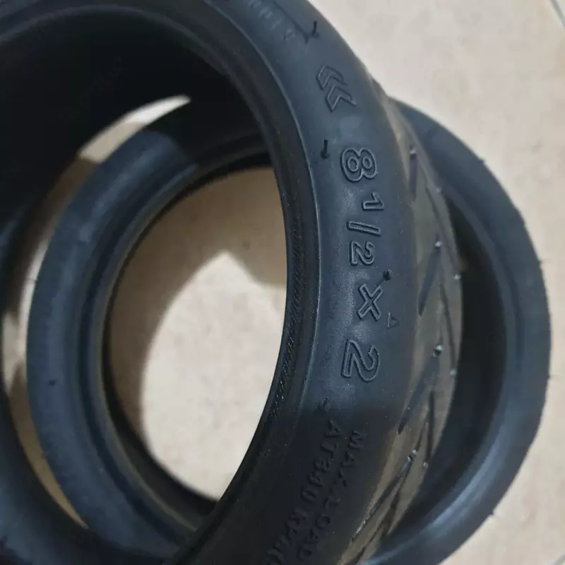 Покрышки и камеры на самокат Xiaomi mi 8 1/2 x 2