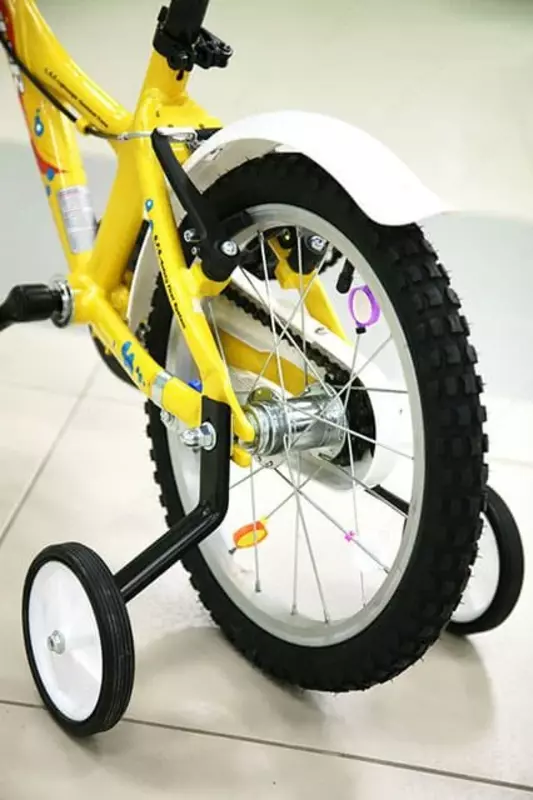 Спомогательные колеса для детскова велосипеда геливые.