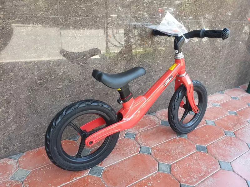   Беговел для детей