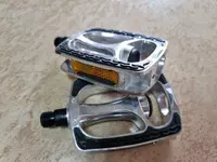 Педали для велосипеда.