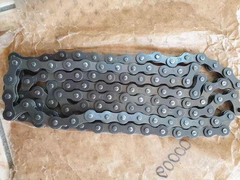 Камеры 28, 26 и 20 покрышки 40,26,20,цепи 1ск.