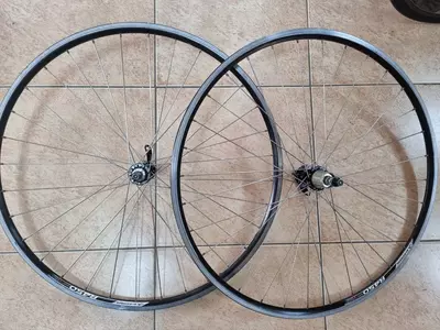 Колеса шоссейные