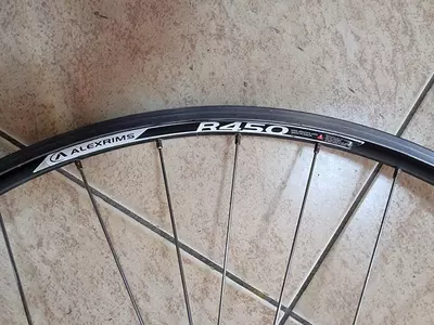 Колеса шоссейные