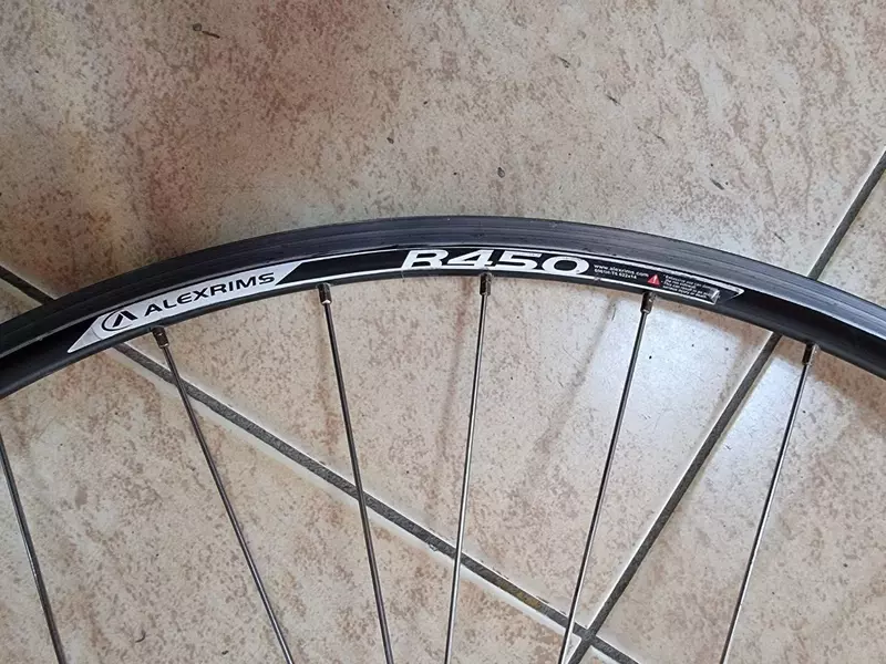 Колеса шоссейные