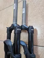 Вилка 29 и 27.5 пружинно-эластомерные с локаутом. - 680 000 сум