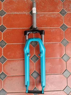 Вилка ZOOM 26 алюминевая Disc и VBR.