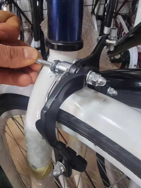 Тормоз кантилеверный передний