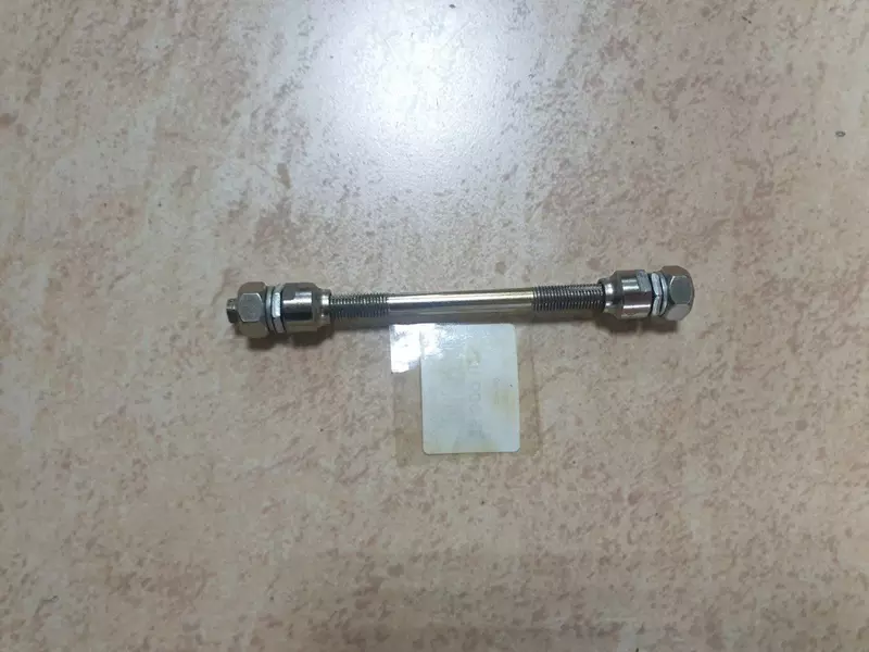 Ось передняя тонкая на болтах